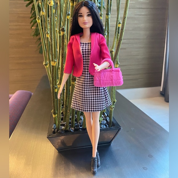 Brand New Mattel Barbie Fashionista - Picture 10 of 13